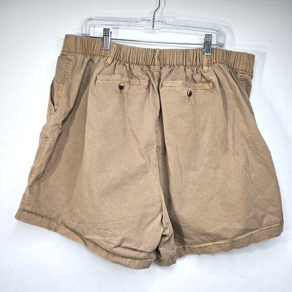 Old Navy OG Chino Shorts in Khaki - Picture 5 of 7